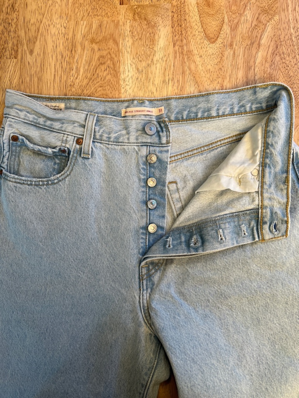 Levi's Ribcage Straight Ankle 100% Cotton Button-Fly women's size 31 - Picture 5 of 16